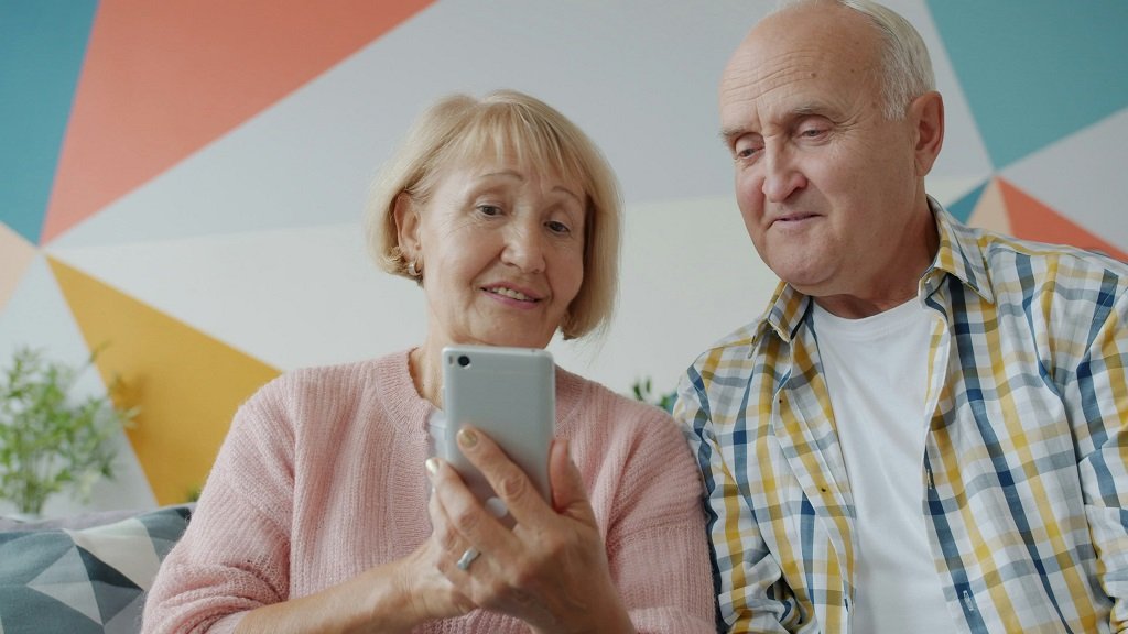 Elderly patient using healthcare technology